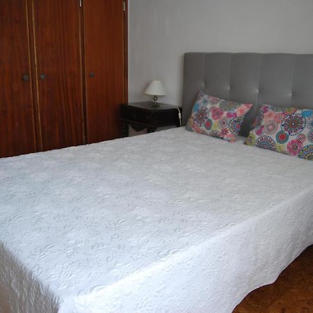 Apartamentos Mota Nazare Luaran gambar