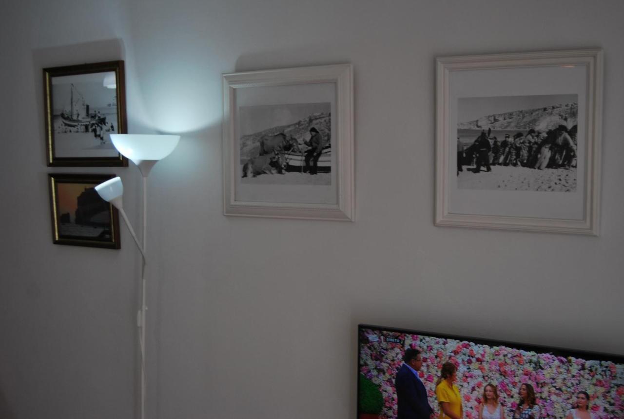 Apartamentos Mota Nazare Luaran gambar